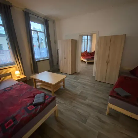 Ferien Und Monteurwohnung Schoeningen Apartment