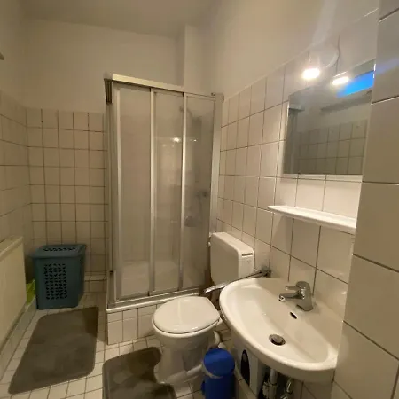 Ferien Und Monteurwohnung Schoeningen Apartment